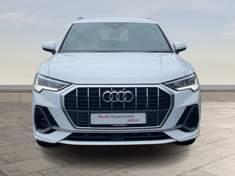 More views of Audi Q3
