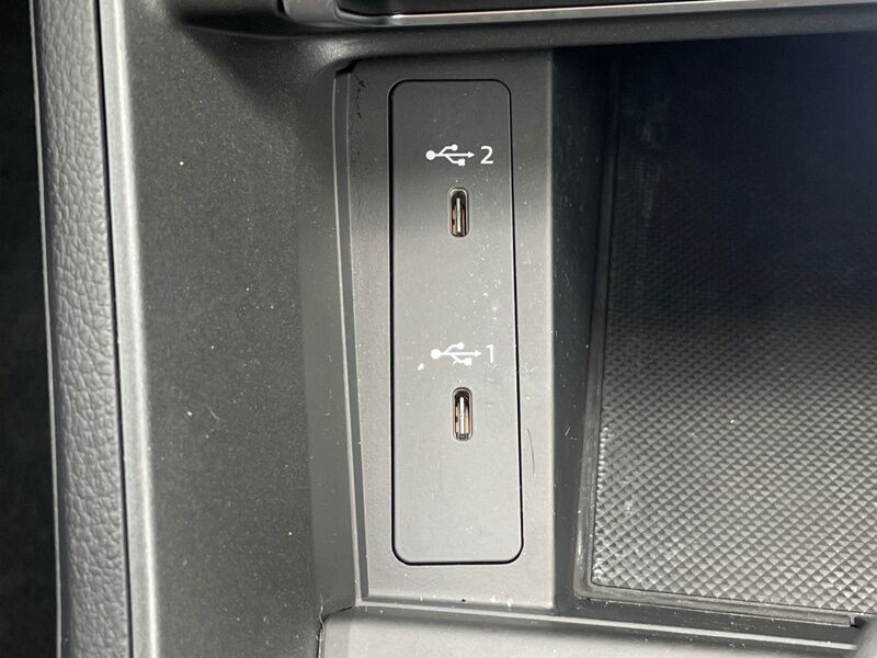 More views of Audi Q3