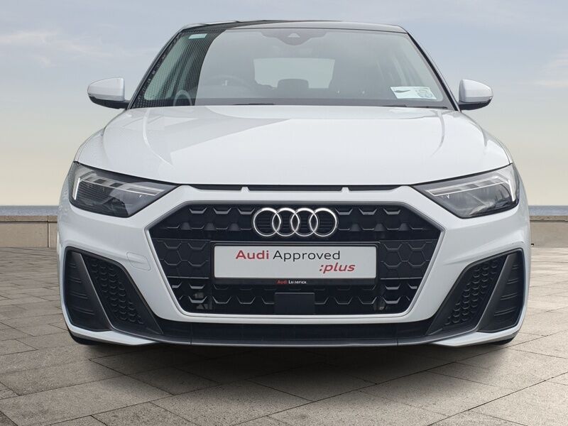 More views of Audi A1