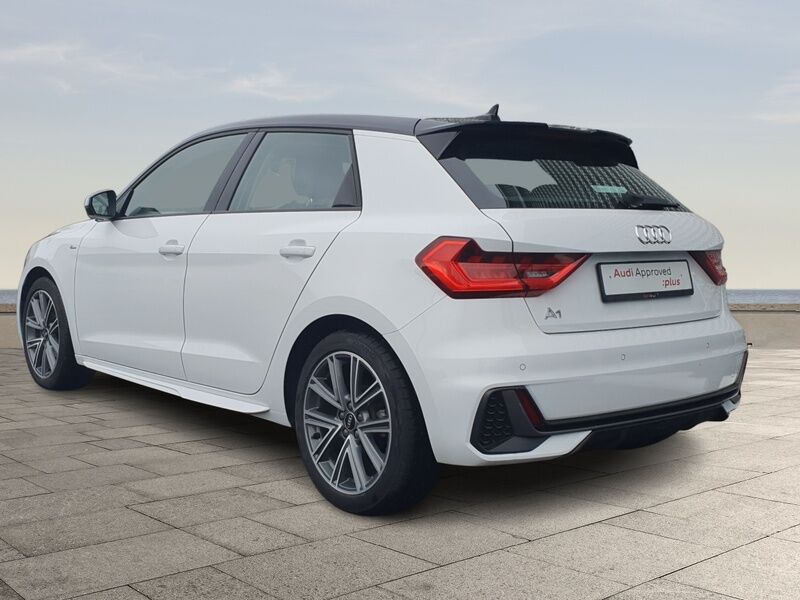More views of Audi A1