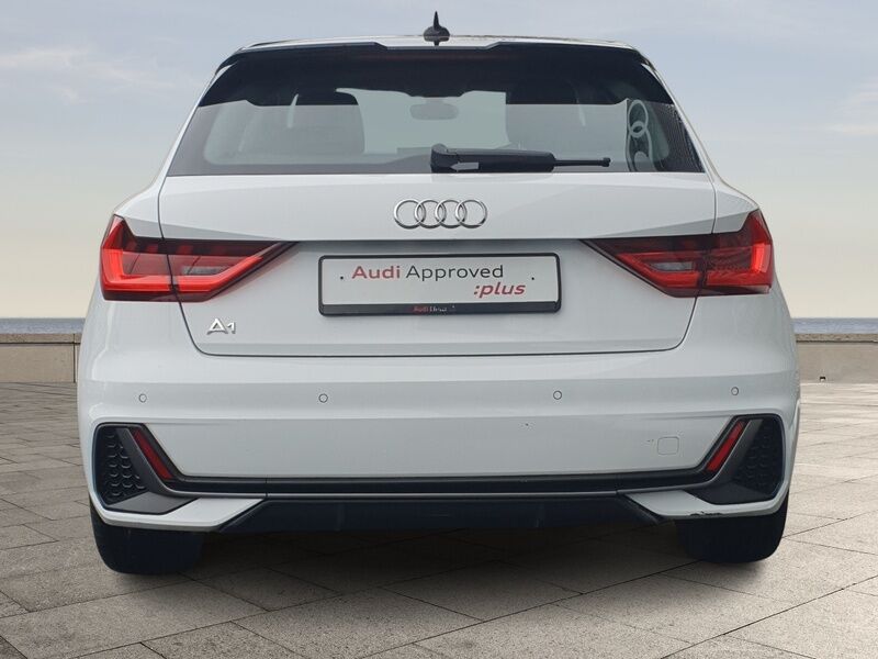More views of Audi A1