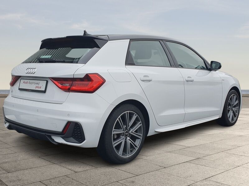 More views of Audi A1