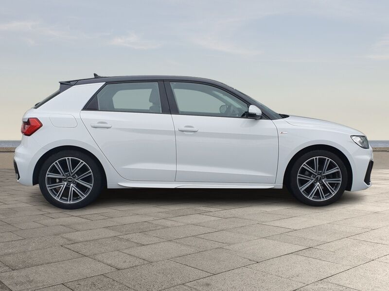 More views of Audi A1