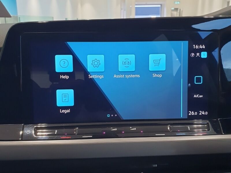 More views of Volkswagen Golf