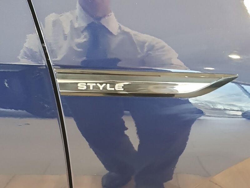 More views of Volkswagen Golf