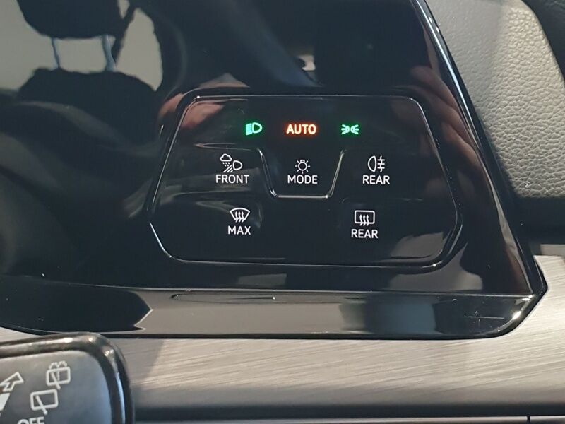 More views of Volkswagen Golf