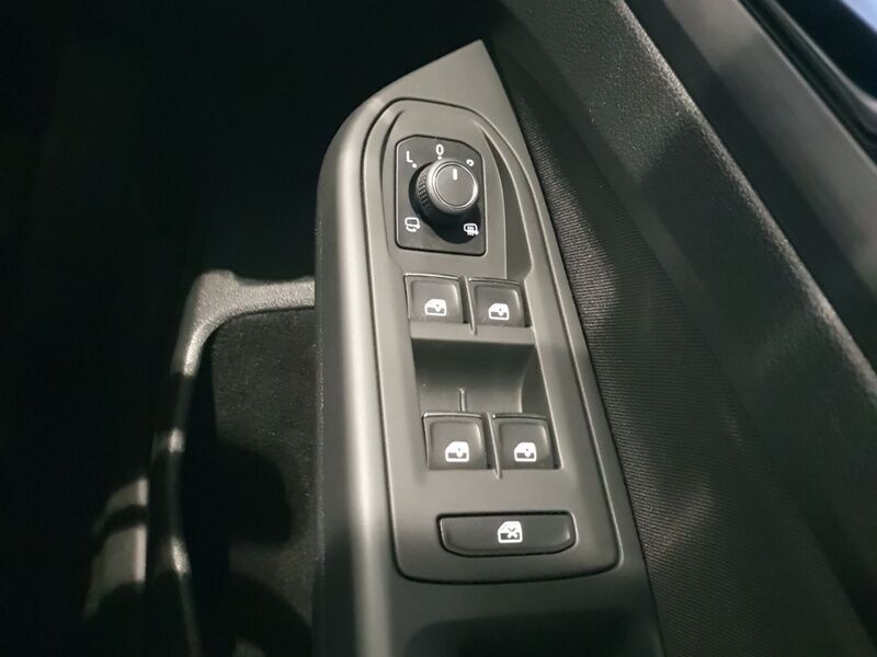 More views of Volkswagen Golf