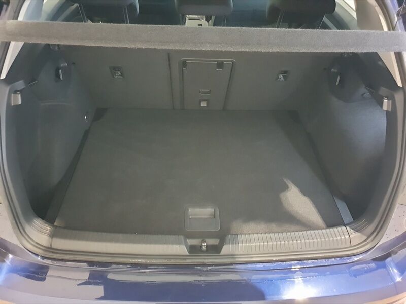 More views of Volkswagen Golf