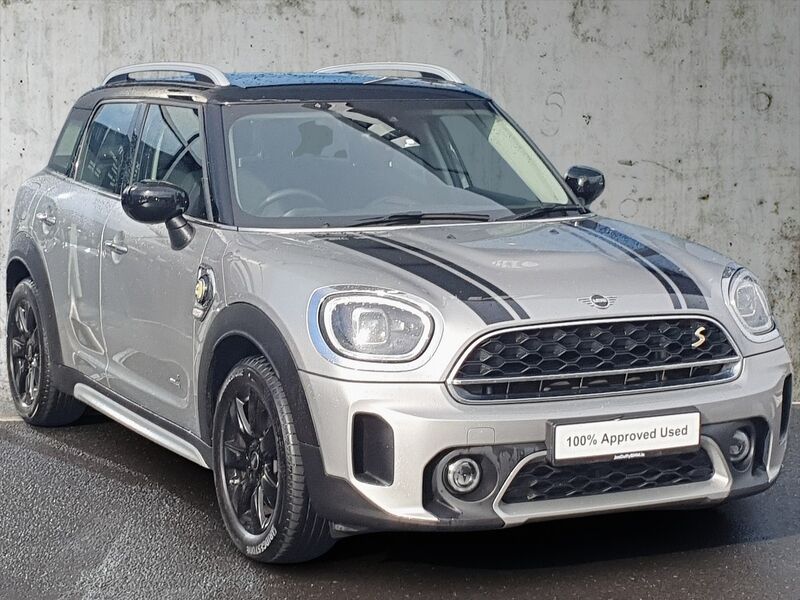 More views of Mini Countryman