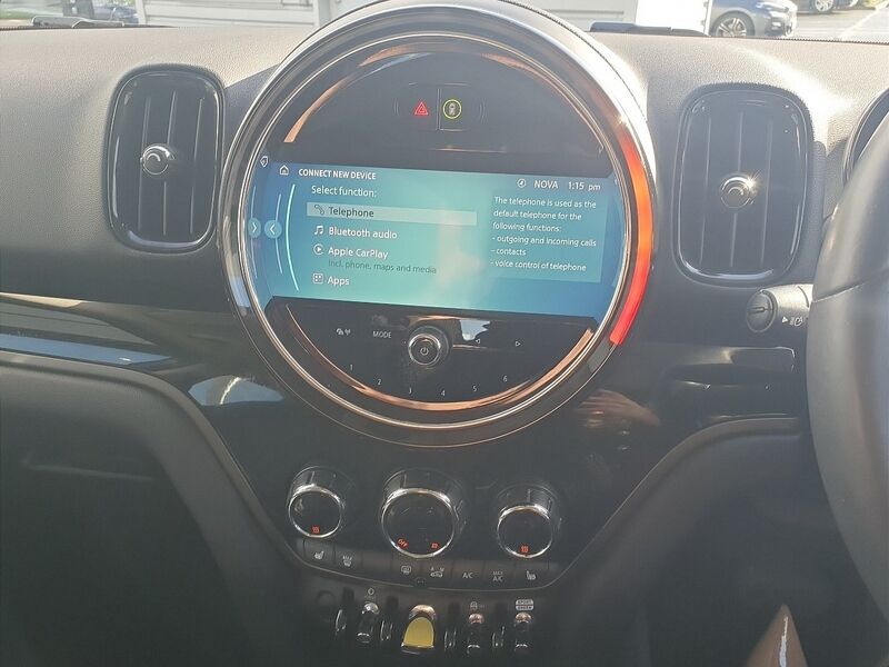 More views of Mini Countryman