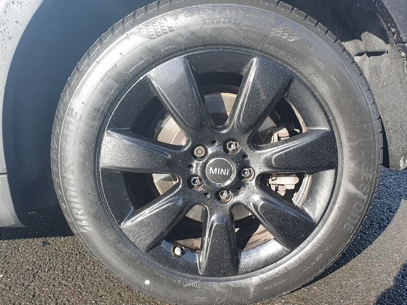 More views of Mini Countryman