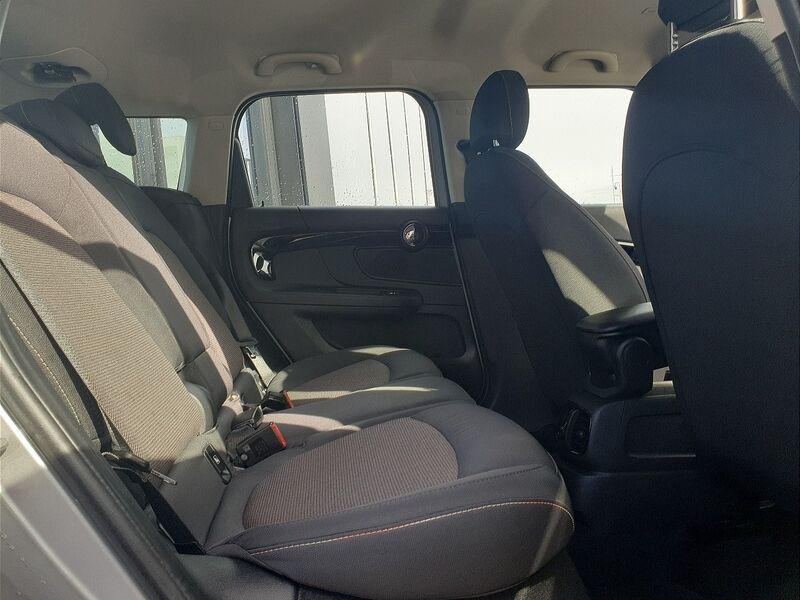 More views of Mini Countryman