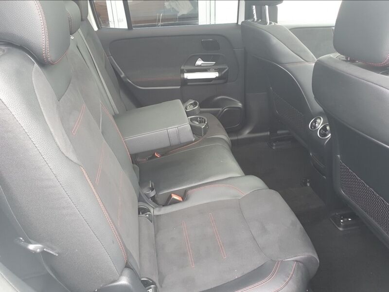 More views of Mercedes-Benz EQB