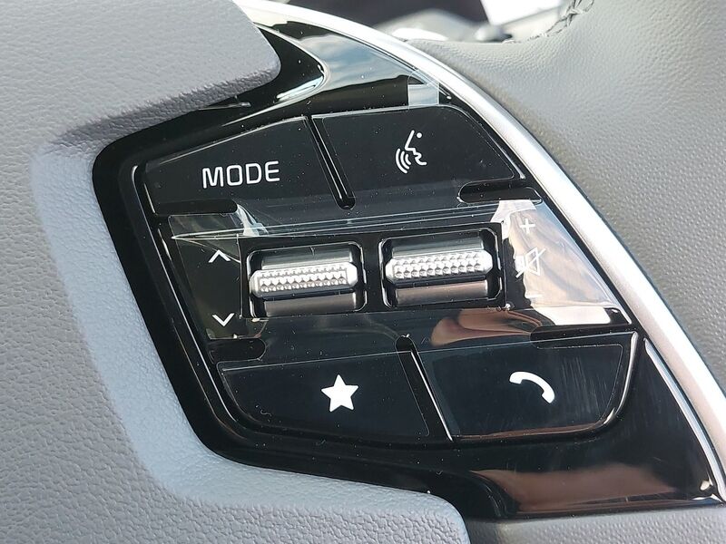 More views of Kia e-Niro