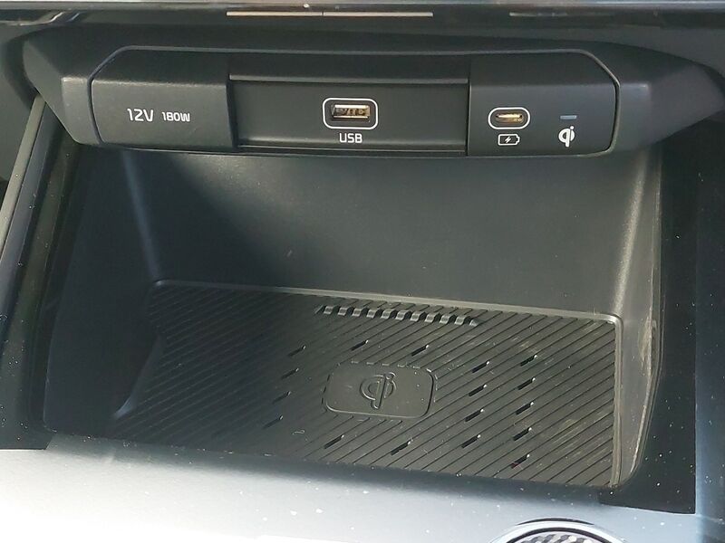 More views of Kia e-Niro