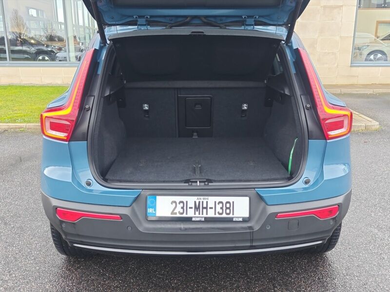 More views of Volvo XC40