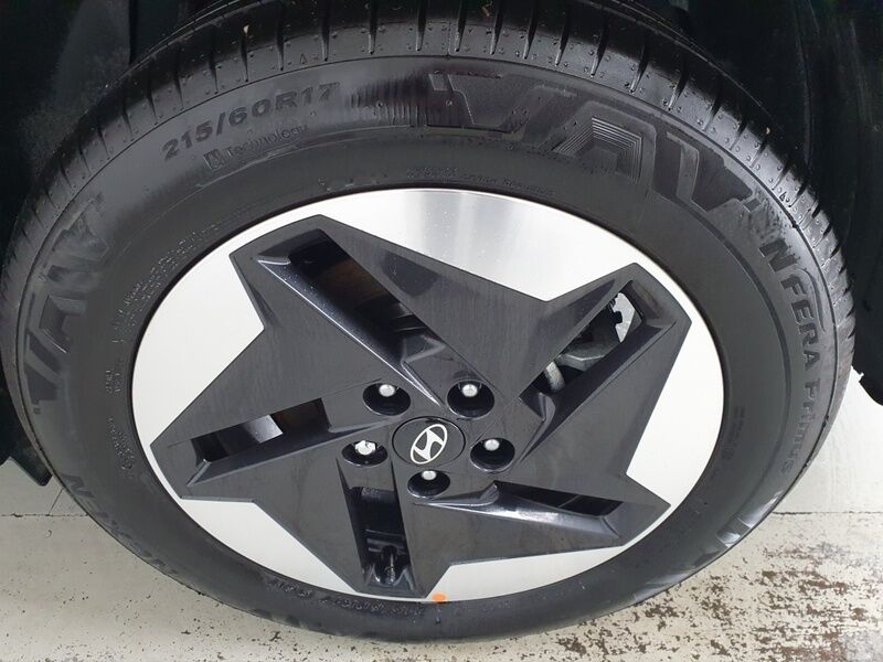 More views of Hyundai KONA