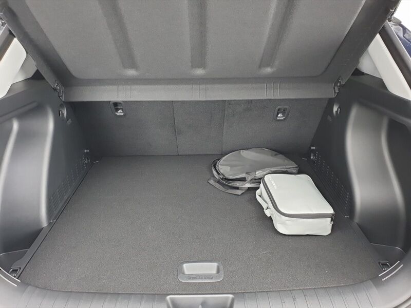 More views of Hyundai KONA