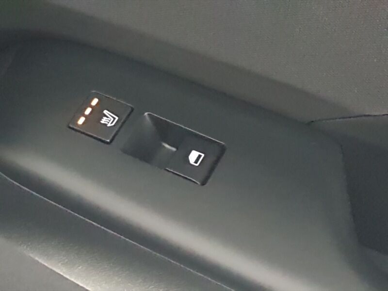 More views of Hyundai KONA