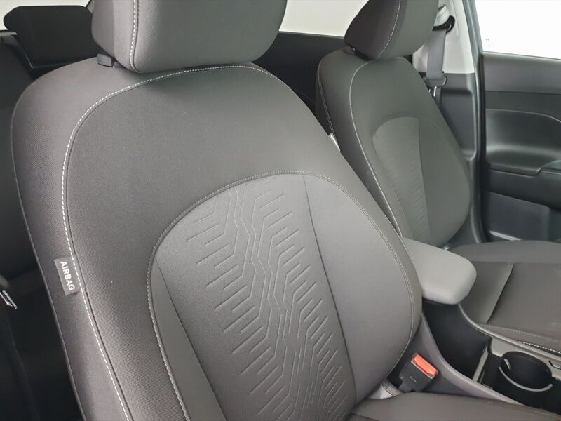 More views of Hyundai KONA