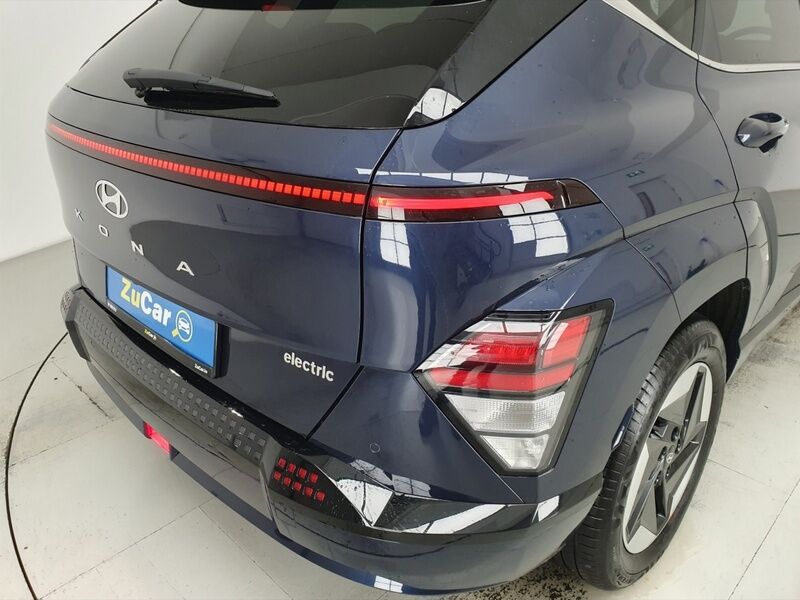 More views of Hyundai KONA