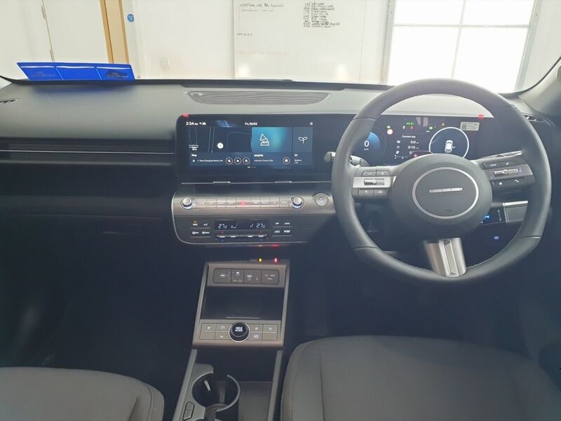 More views of Hyundai KONA