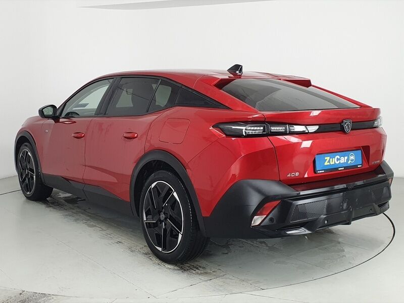 More views of Peugeot 408