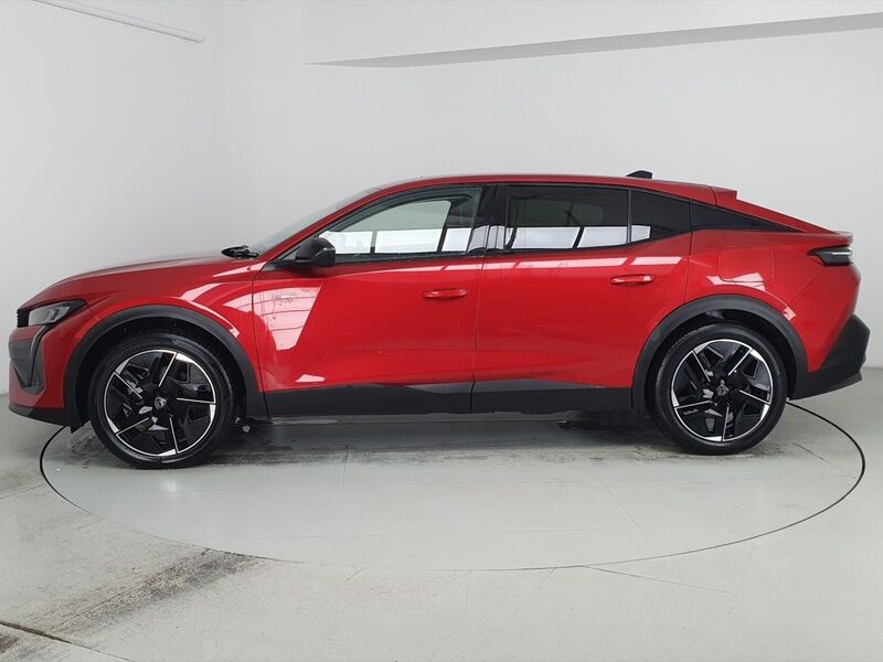 More views of Peugeot 408