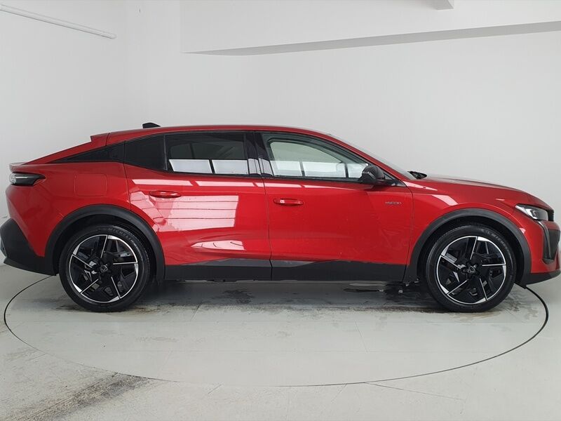 More views of Peugeot 408