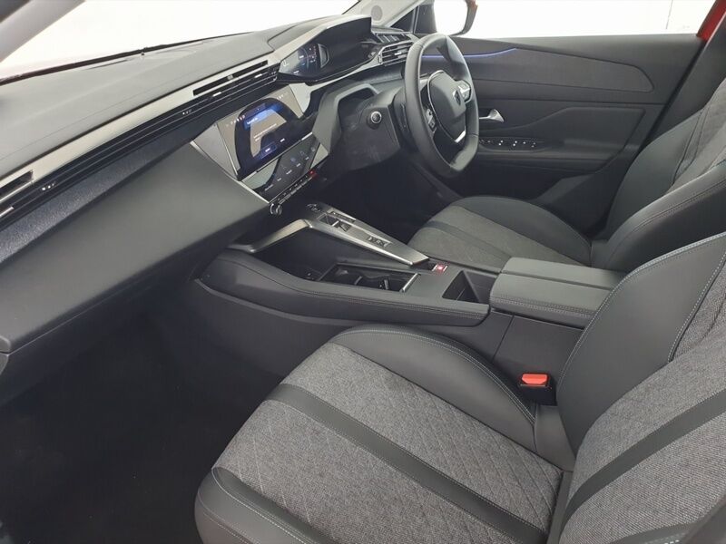 More views of Peugeot 408