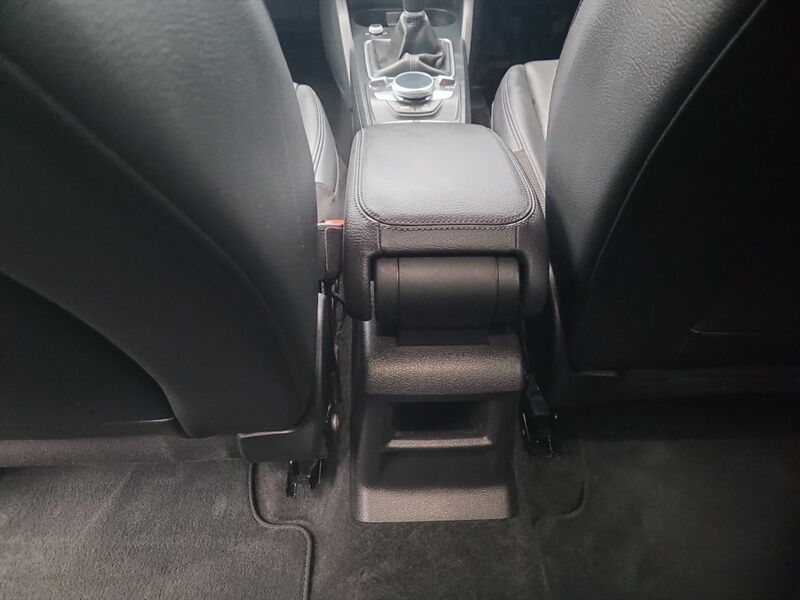 More views of Audi Q2