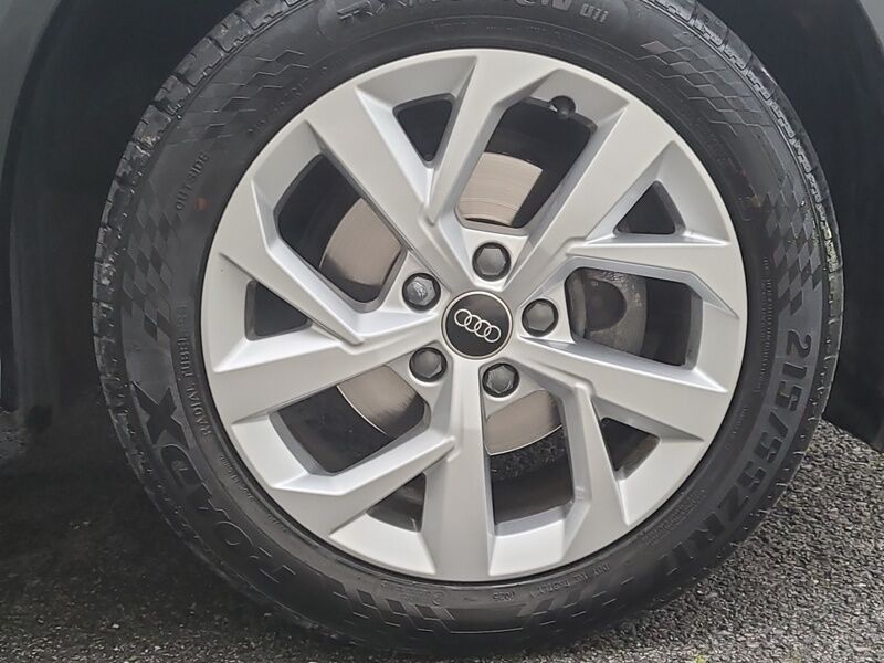 More views of Audi Q2