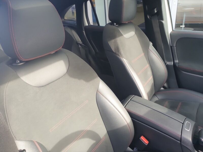 More views of Mercedes-Benz EQA