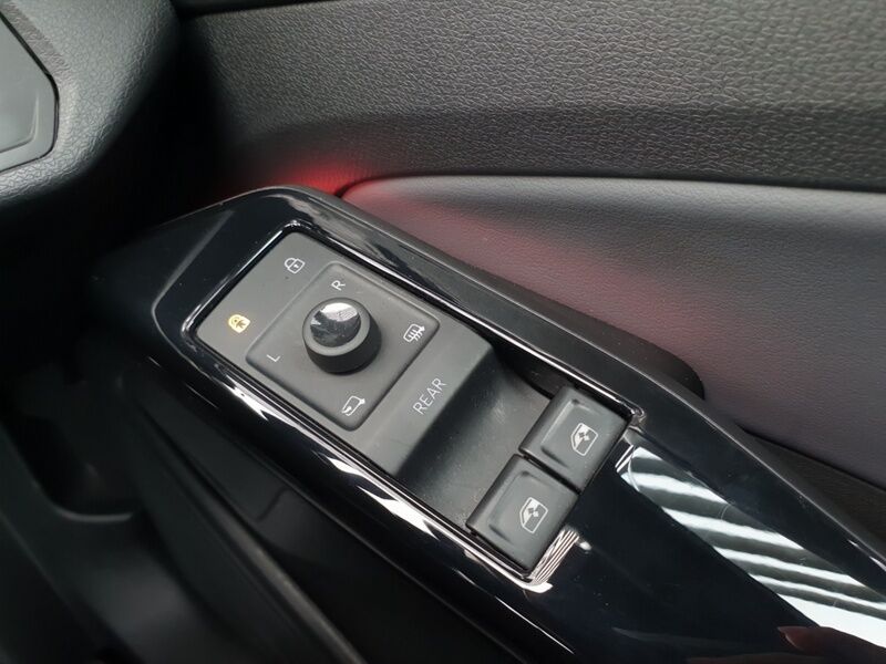 More views of Volkswagen ID.4