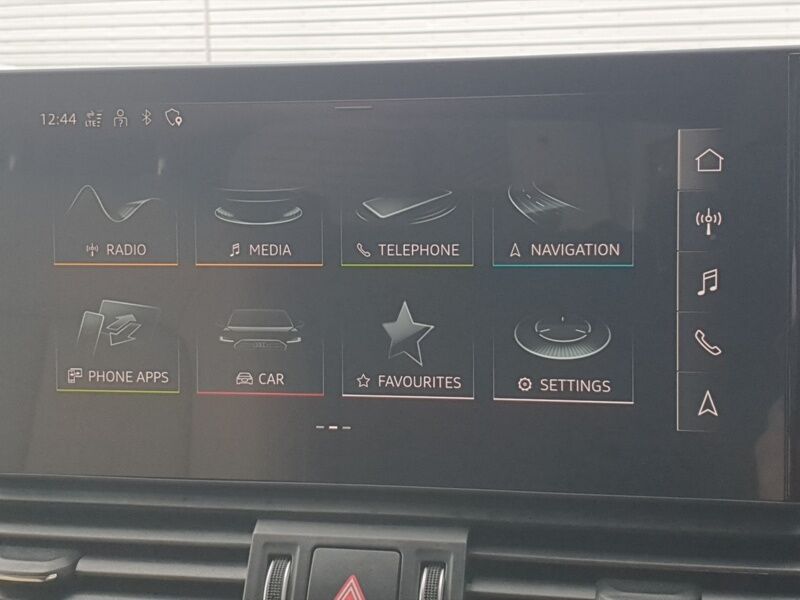 More views of Audi Q5