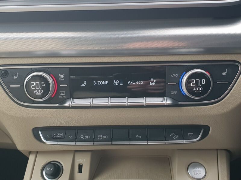 More views of Audi Q5