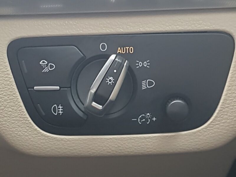 More views of Audi Q5