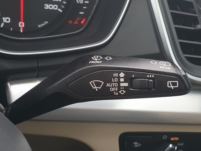 More views of Audi Q5