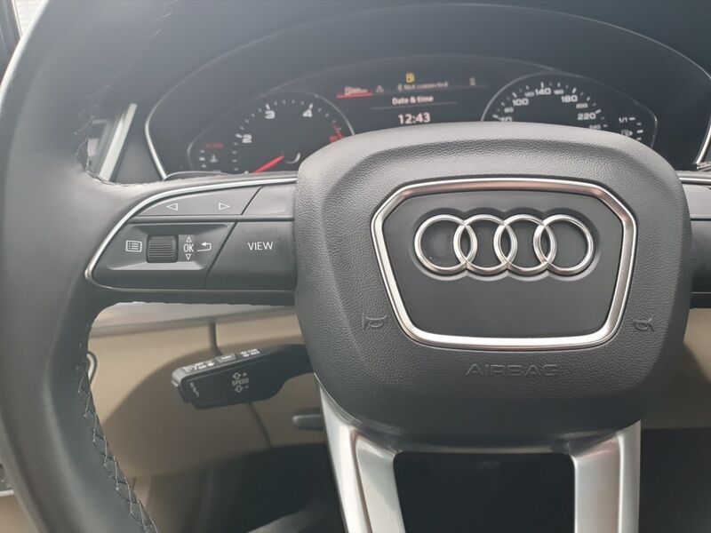 More views of Audi Q5