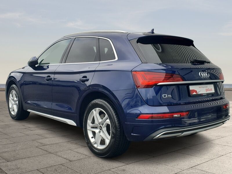 More views of Audi Q5