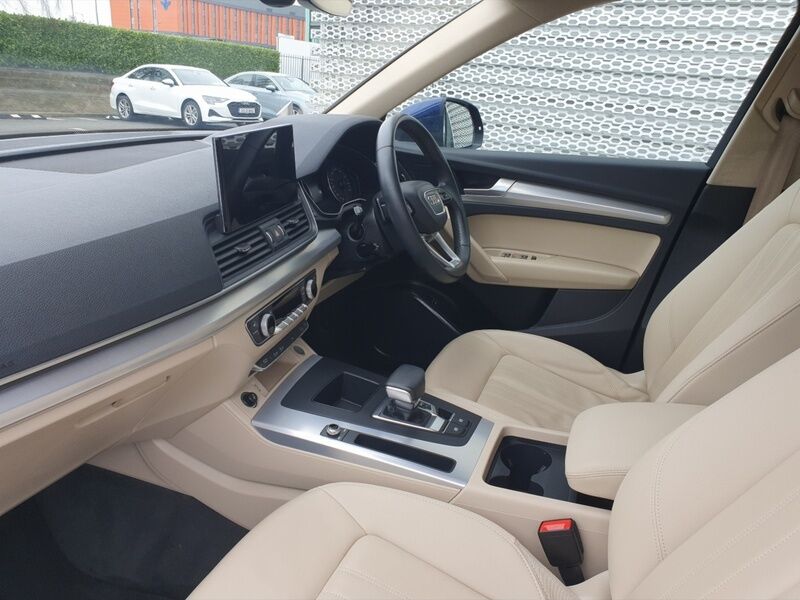 More views of Audi Q5