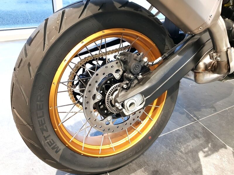 More views of BMW F 900 GS