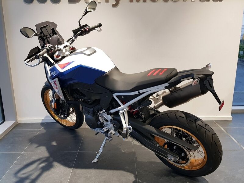 More views of BMW F 900 GS