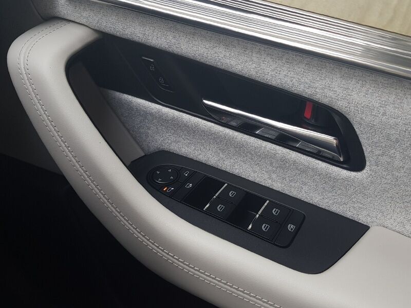 More views of Mazda CX-60