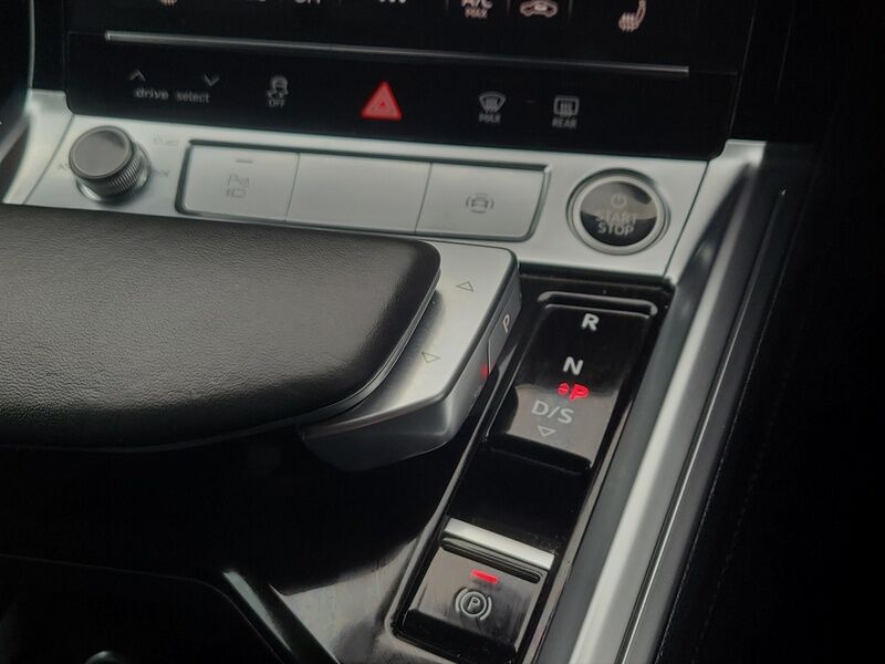 More views of Audi Q8 e-tron