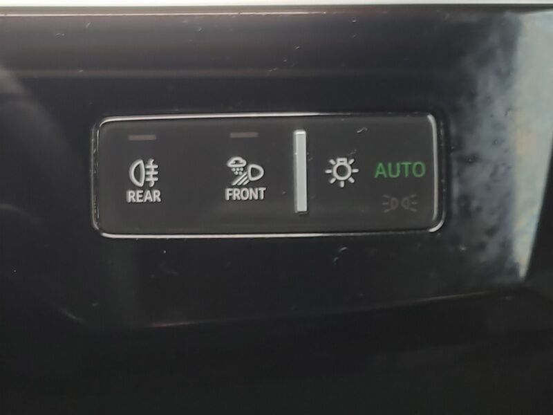 More views of Audi Q8 e-tron