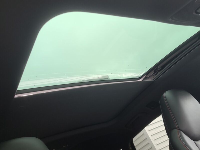 More views of Audi Q8 e-tron