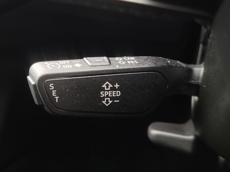 More views of Audi Q8 e-tron