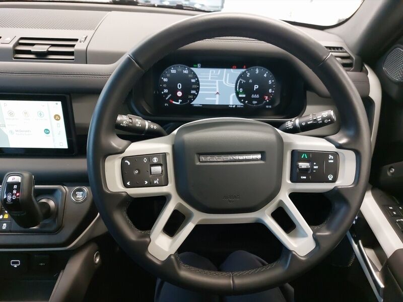 More views of Land Rover Defender