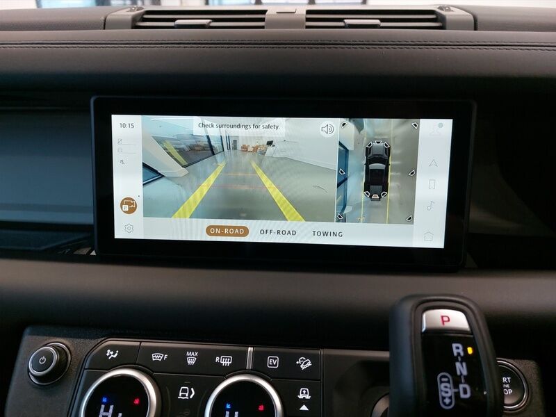 More views of Land Rover Defender